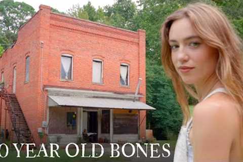 My Abandoned Home: I Found A SKELETON!! (Ep. 39)