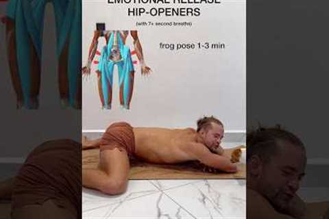 Releasing stored emotions from our hips 👀 #hipopeners #hipopening #emotionalrelease #yoga #shorts