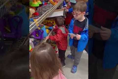 North Augusta Goodwill GRAND OPENING! Thrift with ME &amp; 3 kids! #resellercommunity #thrift