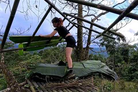 Building a Tree Shelter | Primitive Survival