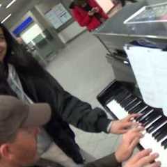 UPS Guy Teaches Classical Girl To Boogie Woogie