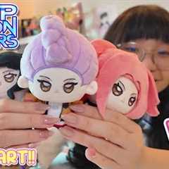 Opening MORE KPOP Demon Hunters Merch because I don't have any left- (¬_¬) - LAST PART!!