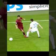 Cristiano Ronaldo Skills That Shocked the Internet🌟