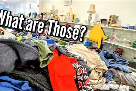🧐That was an Odd Find! | Goodwill Thrift with Me &amp; Haul 2025