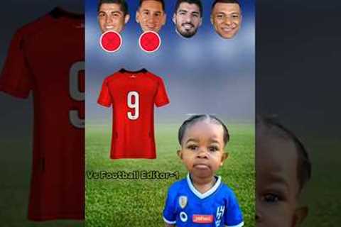 Broski Asks -- Cristiano Ronaldo vs Lionel Messi vs Suarez vs Kylian Mbappe #youtubeshorts #football
