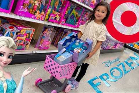 Target TOY Shopping with a MiNi Shopping Cart! Oak buys FROZEN GLOWiNG SHOES and MAGiCAL WAND!!