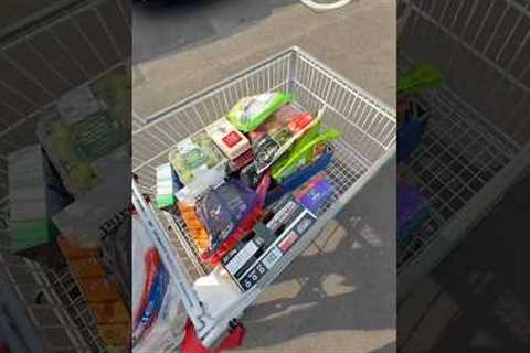 grocery shopping for my bf &amp; i! 🍓🛒✨ #groceryshopping #costco #costcofinds #groceryshopwithme..