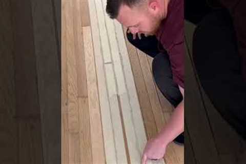 3 Step Solution To Fixing Gaps in Wood Floors (How To)👀 #floorrestoration