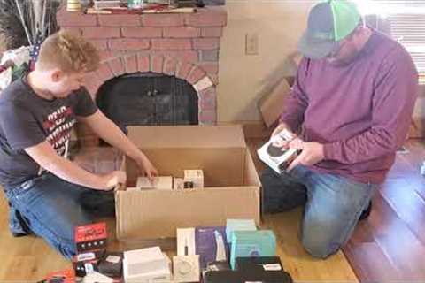 UNBOXING A MEDIUM ELECTRONIC MYSTERY BOX.