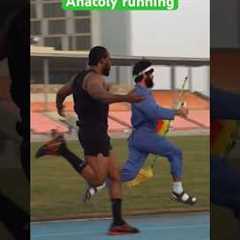 Anatoly running.     #anatoly #prank #gym #cleaner #powerlifter #fitness