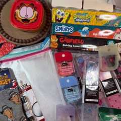 Dollar Tree Haul!  So many fun new to me items!  Craft supplies, storage and more!!  