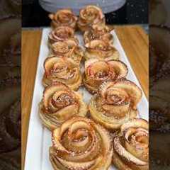 Impress your guests with this amazing edible apple flowers😍