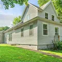 6 DIRT-CHEAP Kentucky Farmhouses You Can Still Buy — Hidden Real Estate Goldmines!