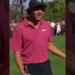 An unforgettable shot and special father/son moment for Tiger and Charlie 🙌