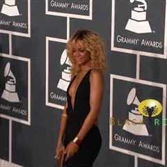Rihanna on the Red Carpet 2012 Grammy Awards | HD 1080i