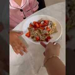 Easy breakfast idea for a picky eater. #pickyeaters #toddlerbreakfast #easybreakfast #toddlermeals