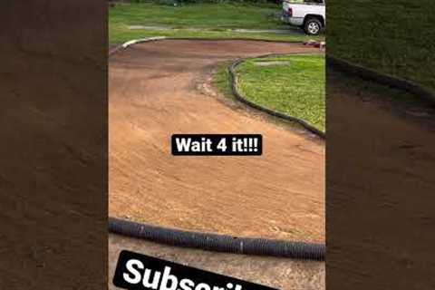 ARRMA SENTON 3S VS TRAXXAS MAXX 4S WHO WINS?! OFF ROAD DIRT TRACK FREESTYLE RC CAR RACING!!