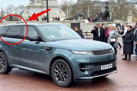 Unexpected Range Rover Enters Buckingham Palace - Cameras Out!