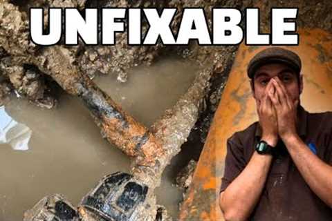 LEAKING WATER MAIN STEEL PIPE