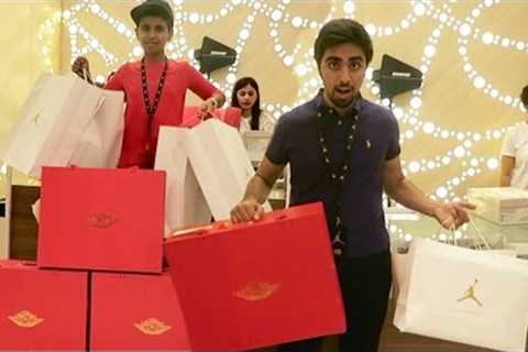 SNEAKER SHOPPING WITH A BILLIONAIRE !!!