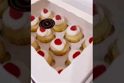 How I Earned 6 Figures BAKING From HOME!