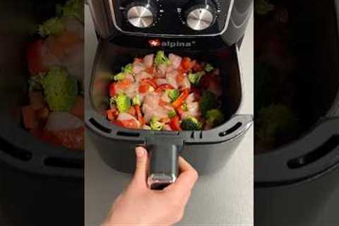 Air Fryer Chicken &amp; Veggies — Healthy Dinner in 20 Minutes 🍗🥦 Easy air fryer recipes