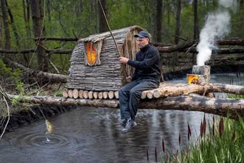Bushcraft Survival Shelter Over Water | Catch and Cook &amp; Fishing