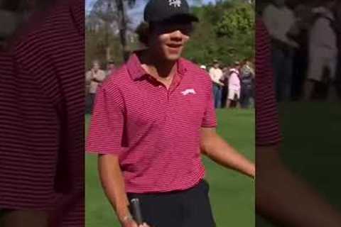 An unforgettable shot and special father/son moment for Tiger and Charlie 🙌