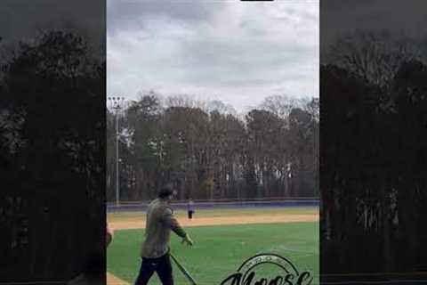 OMG 😱 400ft Homerun