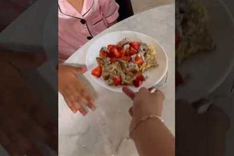Easy breakfast idea for a picky eater. #pickyeaters #toddlerbreakfast #easybreakfast #toddlermeals
