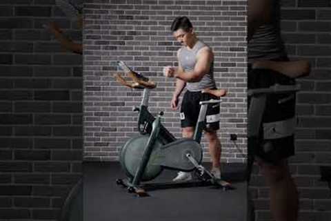 How to use spin bike for beginners.#indoorcycling #spinclass #spinbike #workouttips