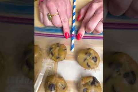Smart freezer storage technique for baked goods! #cookies #baking