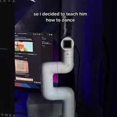 forcing my robot to do things #coding #robotics #computerscience #tech #codinglife