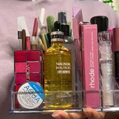 ASMR  Unboxing Beauty Products | Tapping + Scratching 💖