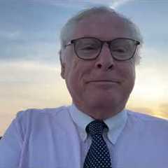 Stock Market Investing: Real Estate Investment Trusts (REITs) vs Direct property investment