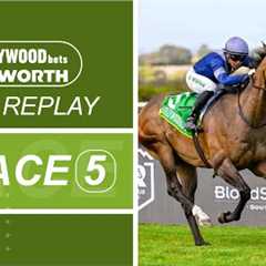 20251224 Hollywoodbets Kenilworth Race 5 won by ELUSIVE WINTER