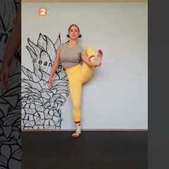 it's not that easy 😱 #tutorial #homeworkout #stretching #tips #yoga #split #flexibility #shorts