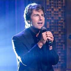 Lip Sync Battle: Tom Cruise Performs The Weeknd's Can't Feel My Face | The Tonight Show