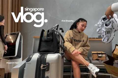 SINGAPORE VLOG 🛒 last minute sneaker shopping, new balance &amp; air jordan unboxing + singapore..