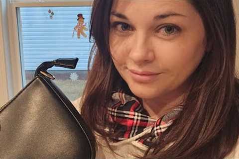 Open an Amazon mystery box with me! 