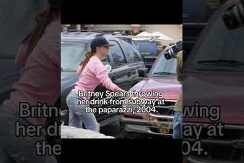 Britney Spears throws her drink at a paparazzi,2004😭 #iconic #celebrity #paparazzi #goviral #shorts