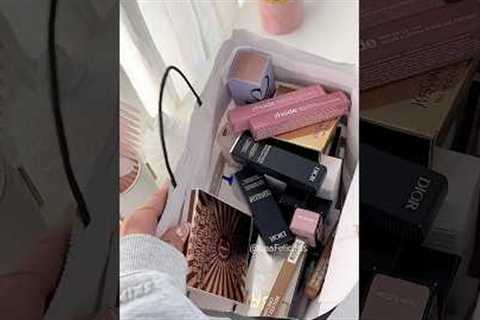 early Christmas gift to myself 😌🌸✨ #sephora #haul #asmr #unboxing #makeup #shorts