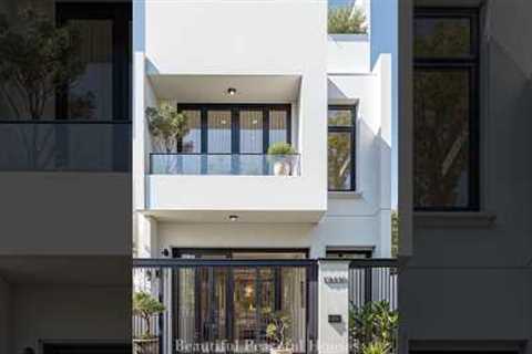 Modern White Townhouse: Simple and Elegant