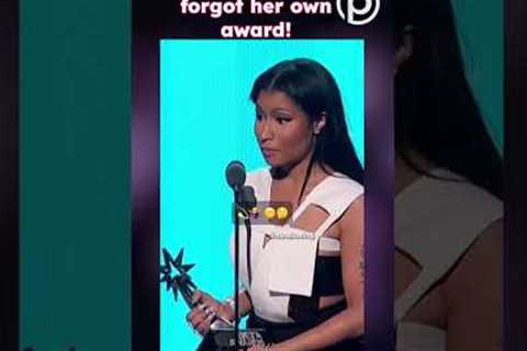 Nicki Minaj forgot *her own award*?! The Queen of Rap's hilarious blunder! 👑 #NickiMinaj