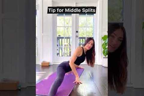 Want middle splits? Do THIS ⬆️ #splits #yoga