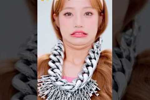 📦I Unboxed a Mystery Box of the WEIRDEST Accessories!The glove necklace is a crime against fashion!