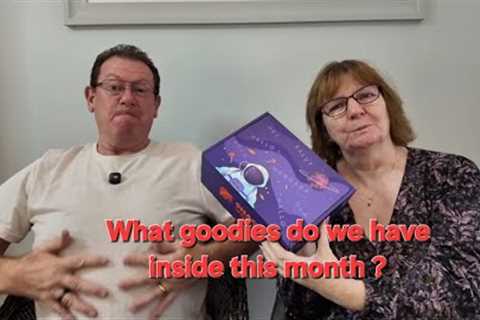 Unboxing a SnackVerse  mystery box !  You won't believe some of these snacks !