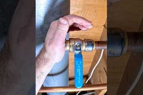 SharkBite Copper Pipe Repair Tips - #shorts #plumbing #sharkbiteplumbing #sponsored