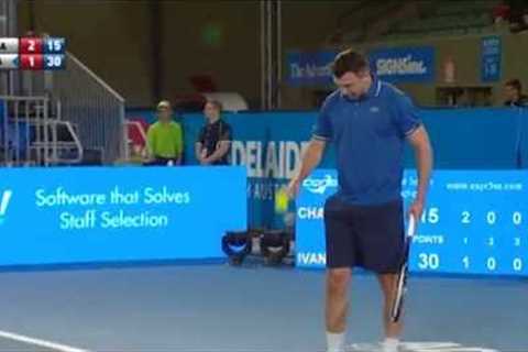Goran Ivanisevic's big serve - World Tennis Challenge 2015