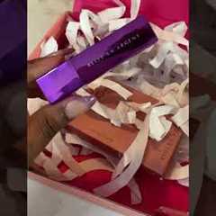 Quick unboxing of my May IPSY box. Are people still into subscription boxes.